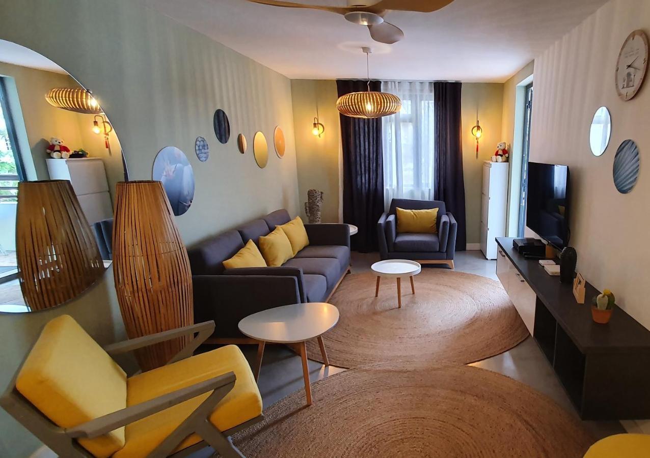 Les Cerisiers - Exclusive Beach Residence - 3 Bedroom Modern Apartment, Flic-en-Flacq Esterno foto